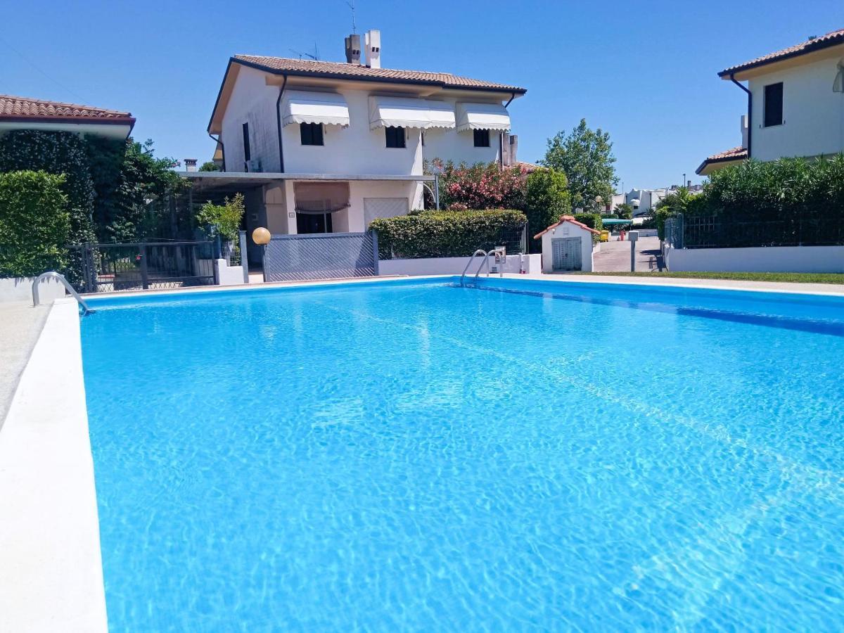 Luxury Villa ドゥナ・ヴェルデ エクステリア 写真